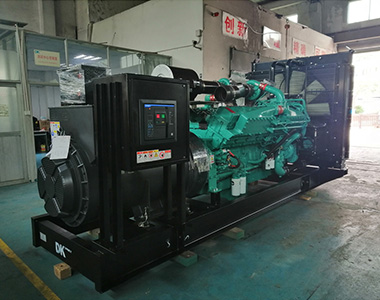 英超联赛买球官网（中国）有限公司
1200KW/400V陆用发电机应用于某房地产项目